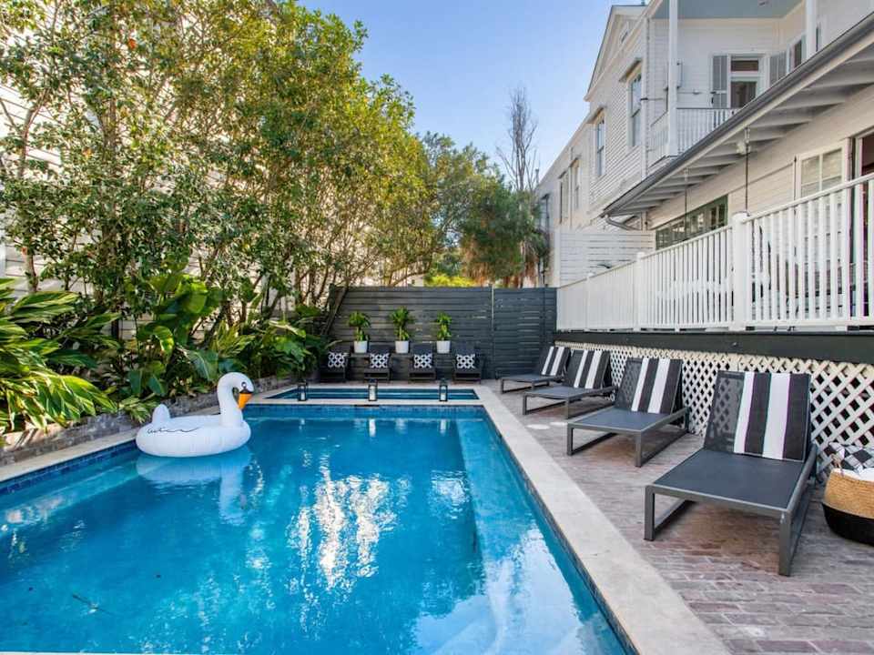 5BR NOLA Retreat | Heated Pool-Hot Tub & Game Room