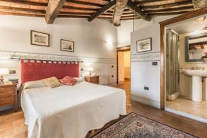 5 bedroom Tuscany villa rental