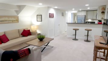 Charming City Centered Walk to Zoo! — Washington, DC — vacation rental