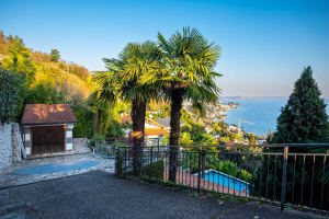 Luxury Lake Maggiore villa with pool and gym