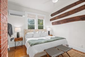 The Downtown Studio #1, Walk to Main St, Hot tub! — Fredericksburg, TX — vacation rental