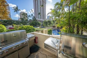 Enjoy grilling in the well-equipped BBQ space