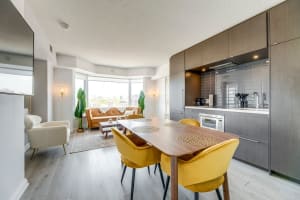 Yorkville's Elegant 2 Bed