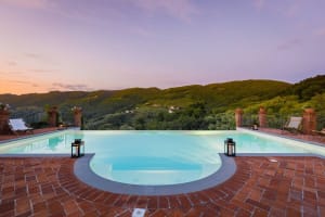 Tuscany villa with pool