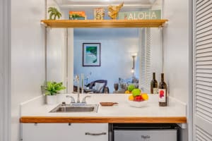 Clean and practical sink area for daily use