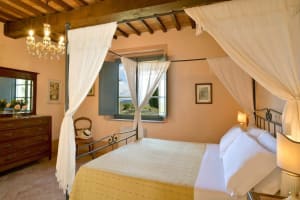 10 bedroom Tuscany villa rental