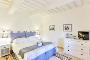 5 bedroom Tuscany villa rental