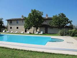 Assisi villa rental