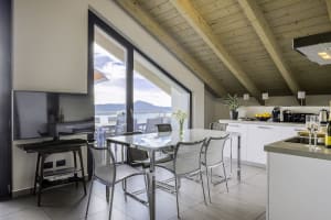 Family friendly Italian Lakes holiday rental with pool