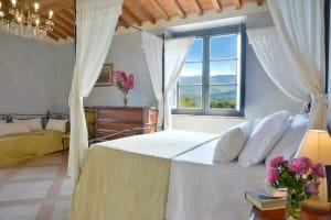 Large Tuscany villa rental