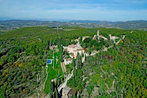 Villa rental near Siena