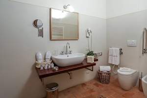 2 bedroom Foligno apartment rental