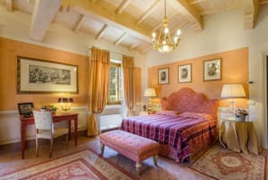 Luxury Lucca villa