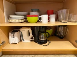 Well-equipped kitchen with all necessary utensils