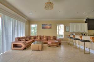 Kissimmee Villa: 6BR, 7BA, Sleeps 18, Pool