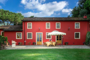 Lucca holiday rental