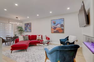 Private Oasis in the Annex 2000 sq ft of Luxury
