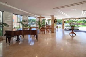 Bright and welcoming lobby to greet every guest