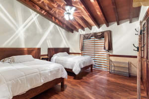 CASA TEQUIS