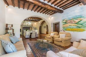 Arezzo villa rental