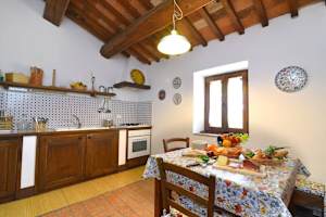 3 bedroom Umbria villa with pool