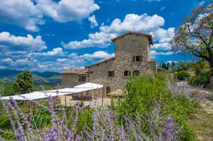 Tuscany farmhouse