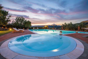 Stunning Tuscan farmhouse