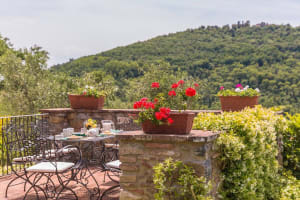 Stunning Tuscan farmhouse