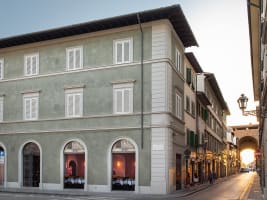 2 bedroom Florence apartment