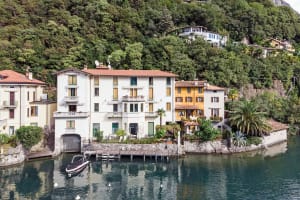 Lake Lugano apartment with balcony