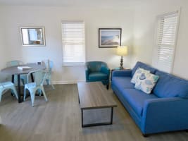 Saltaire Cottages 3: 2BR Steps to Private Beach Access Screened Porch Pool — Kitty Hawk, NC — vacation rental