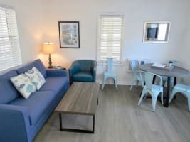 Saltaire Cottages 5: 2BR Steps to Private Beach Access Screen Porch Pool — Kitty Hawk, NC — vacation rental