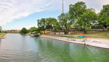 Lake Marble Falls Waterfront | House | Wet Slip | Huge Yard — Marble Falls, TX — vacation rental