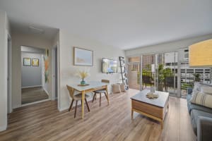 HI KuhioAve 2BR #710