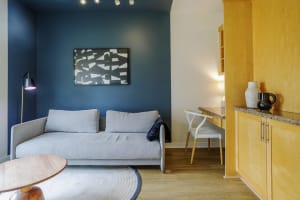 Photo of 1 Bedroom Apartment with W+D & Parking