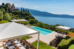 Luxury 3 bedroom villa on Lake Garda