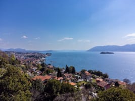 Luxury Lake Maggiore villa with pool and gym