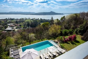 Family friendly Italian Lakes holiday rental with pool