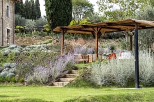 Contemporary luxury villa in Tuscany