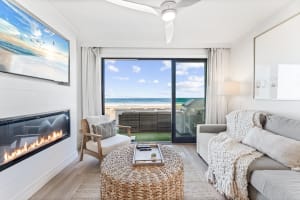 Luxury Ground N Oceanfront Unit with Patio Lounge — San Diego, CA — vacation rental