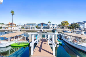 Magical BayFRONT Home w/ Epic Dock + Hot Tub — Newport Beach, CA — vacation rental