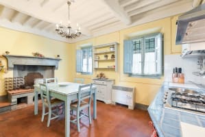 10 bedroom Lucca villa