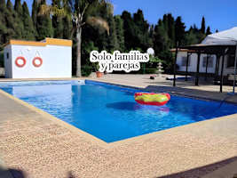 Chalet con Piscina Privada y Barbacoa – Ideal Familias y Grupos, Jerez - image 1