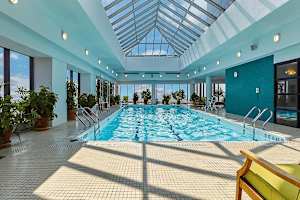 Photo #14 of River Park II | 17th-floor 2BR w/Doorman, Gym, and Pool