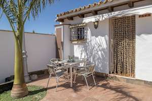 Casa  para 3 con piscina compartida, Wi-Fi - image 2