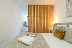 Bonfim Patio Twin Apartments by HostWise photo 3