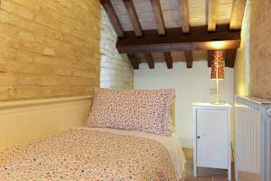 2 bedroom Foligno apartment rental