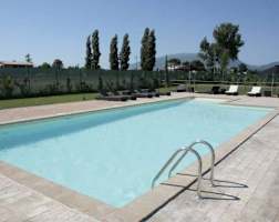 2 bedroom Foligno apartment rental