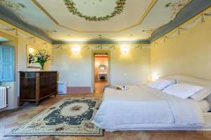 Arezzo villa rental