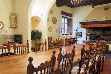 10 bedroom Siena villa rental